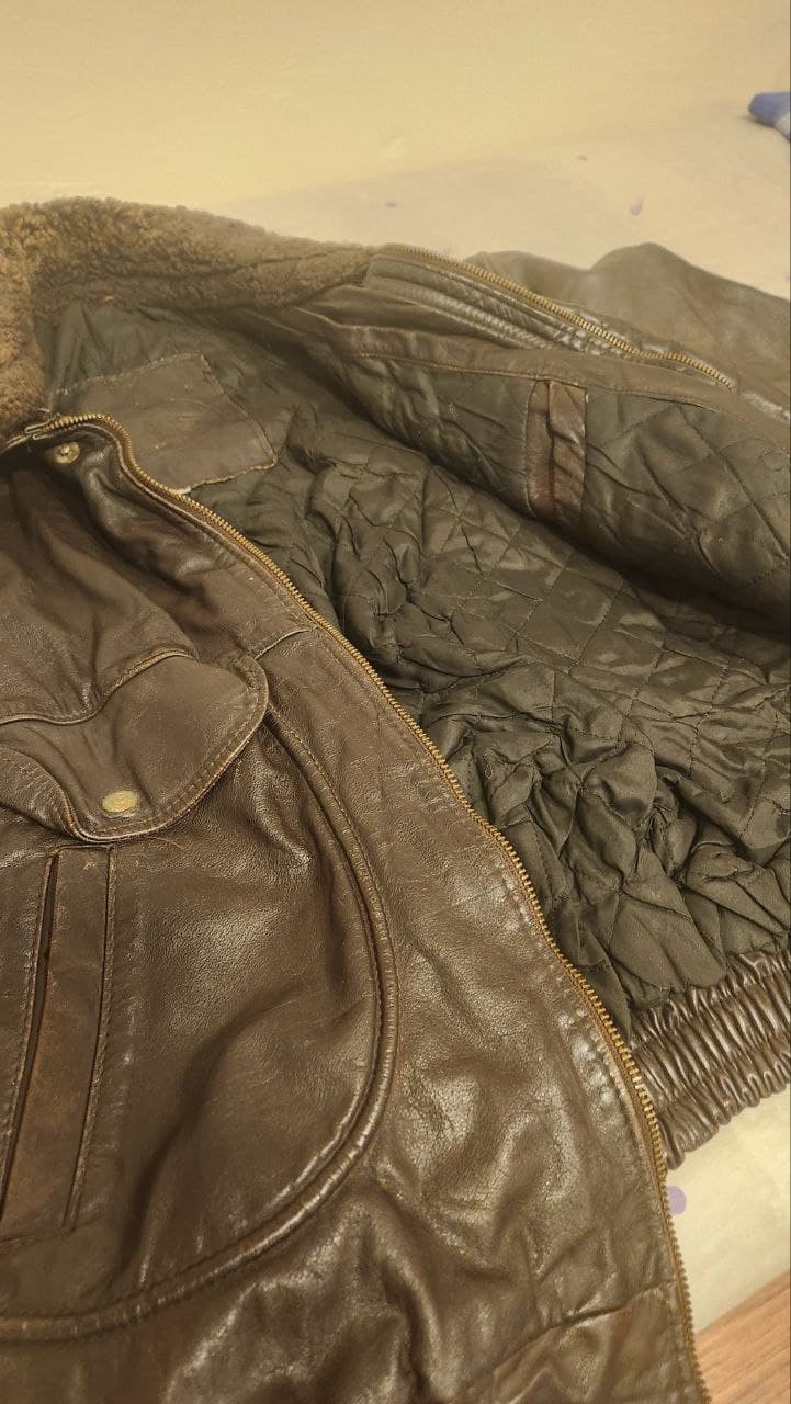 Campera militar vintage Cuero Original